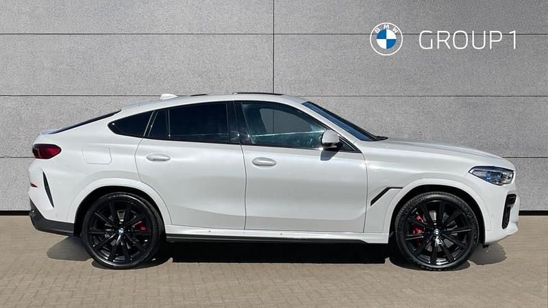 Used BMW X6 M Sport 340 HP (250 kW) 2022 White SUV
