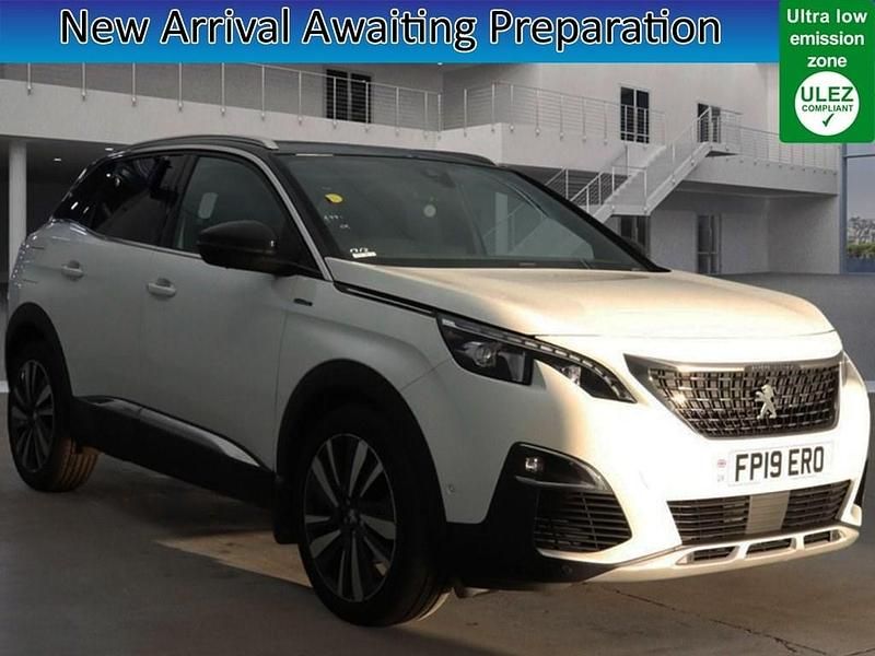 Used Peugeot 3008 Premium 131 HP (96 kW) 2019 White SUV