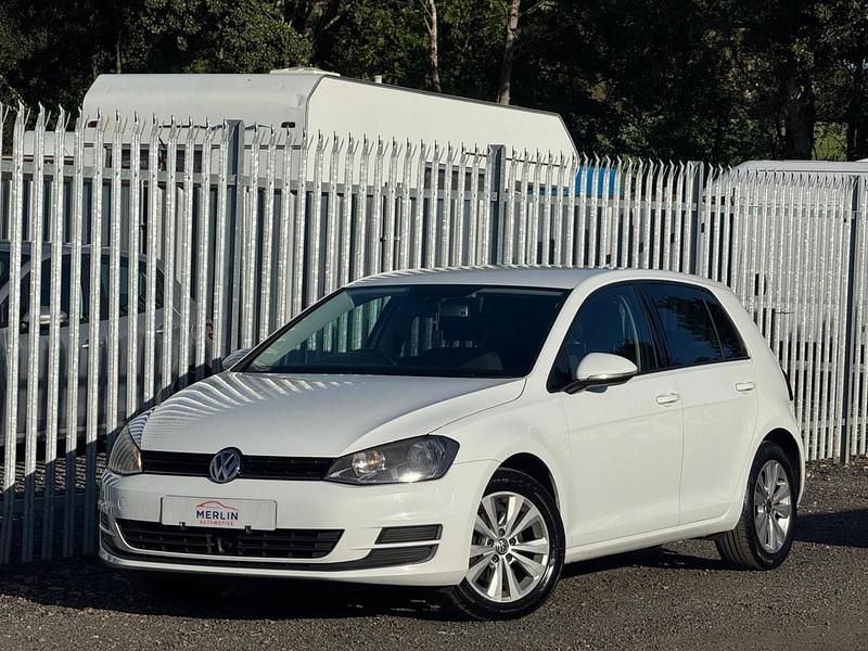Used VW Golf VII SE 122 HP (89 kW) 2013 White Hatchback
