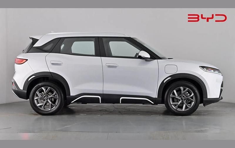 Begagnad BYD Atto 2 Boost 127 kW (174 HK) 2025 Vit SUV