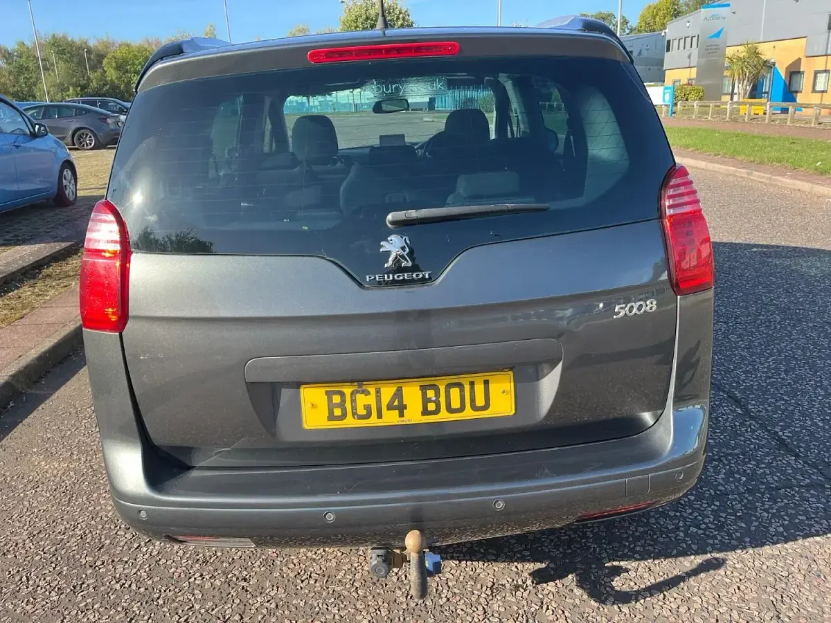 Used Peugeot 5008 Allure 163 HP (119 kW) 2014 Grey MPV