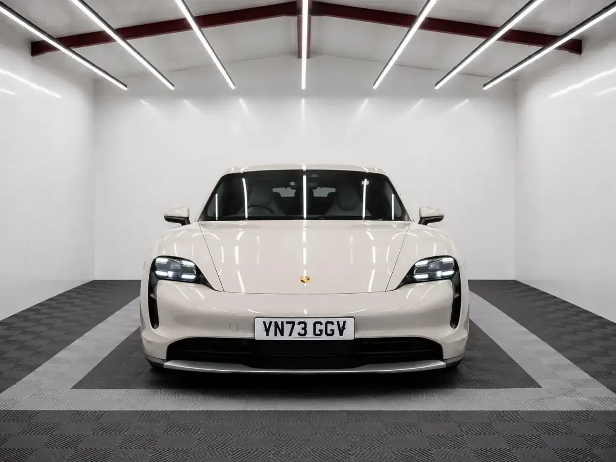 Used Porsche Taycan 419 kW (571 HP) 2023 Grey Sedan