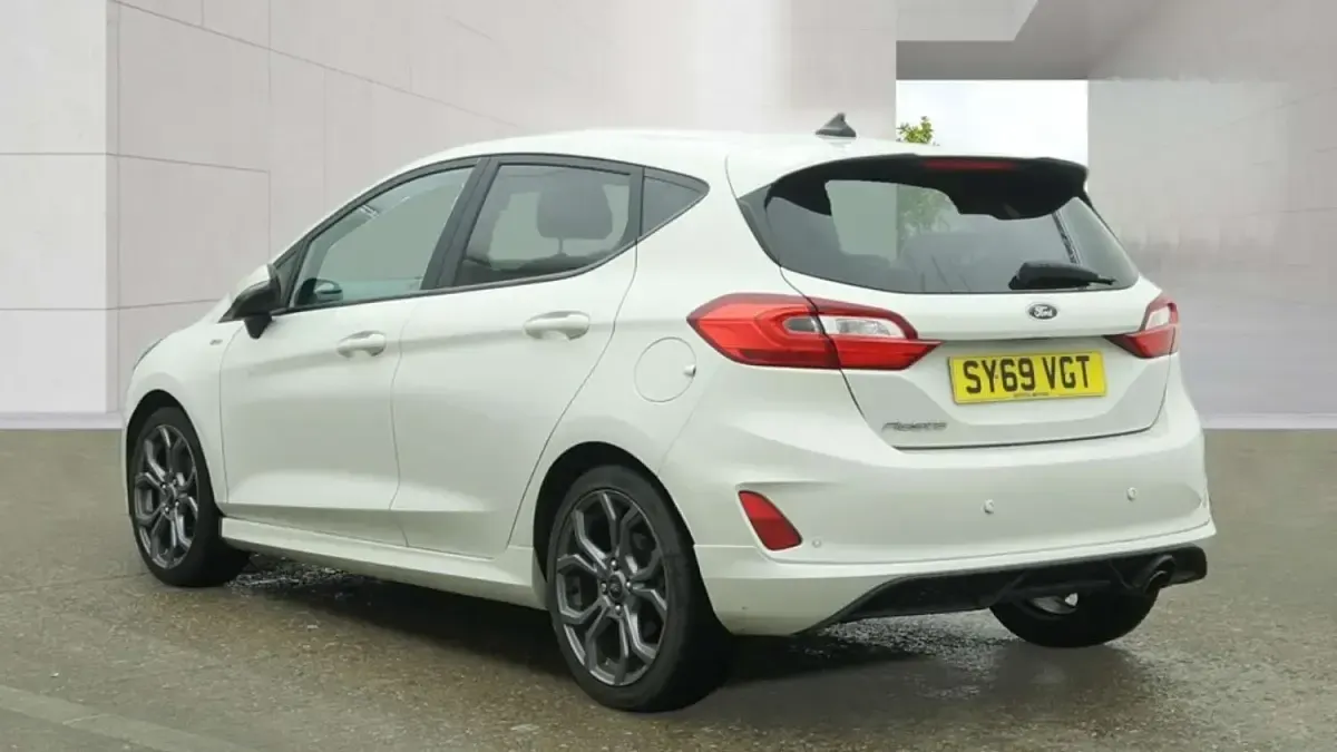 Used Ford Fiesta ST-Line X 125 HP (91 kW) 2019 White Hatchback