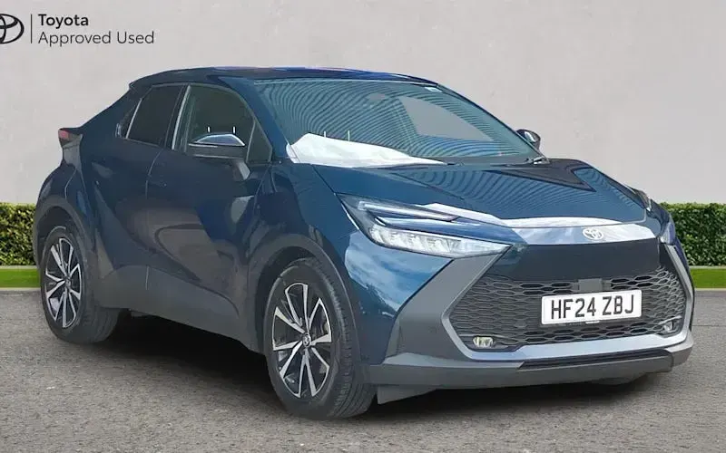 Used Toyota C-HR Design 140 HP (102 kW) 2024 SUV