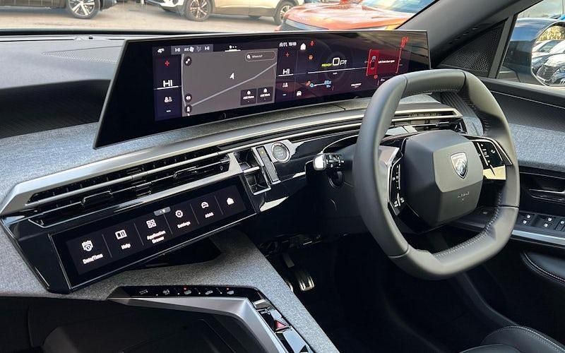 New Peugeot e-3008 Allure 156 kW (213 HP) 2025 Grey SUV