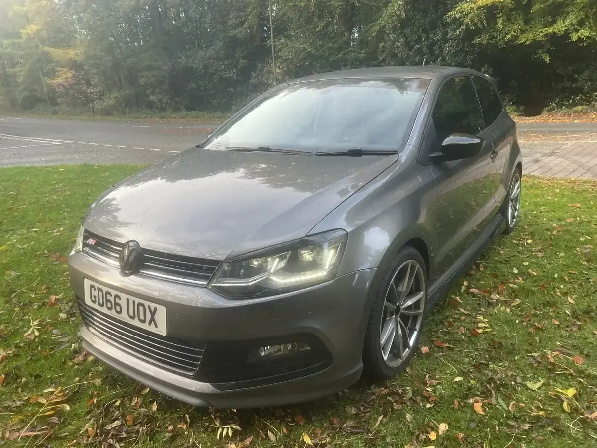 Used VW Polo R-line 110 HP (80 kW) 2017 Grey Hatchback