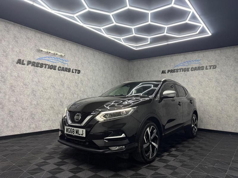 Black Used 2018 Nissan Qashqai S SUV | £13,699 (Fair price) - Image 1/4