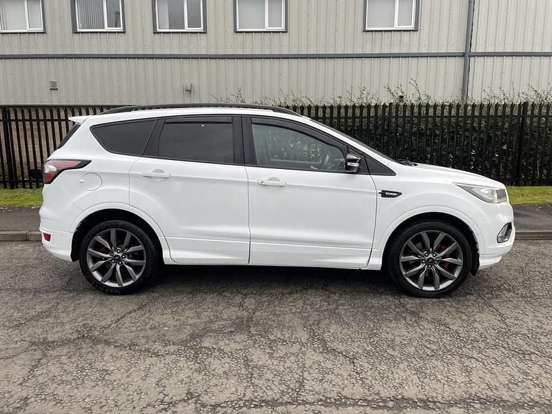 Used Ford Kuga ST-Line 150 HP (110 kW) 2019 White SUV
