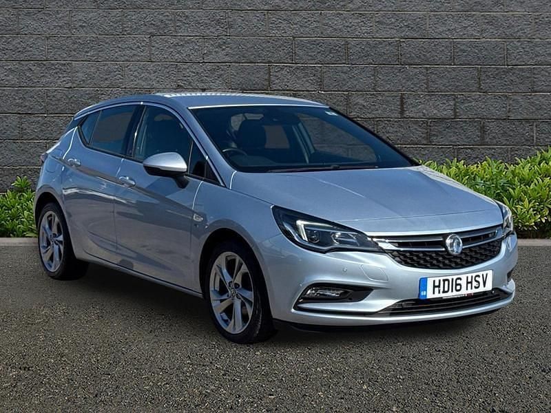 Used Vauxhall Astra SRi 150 HP (110 kW) 2016 Silver Hatchback