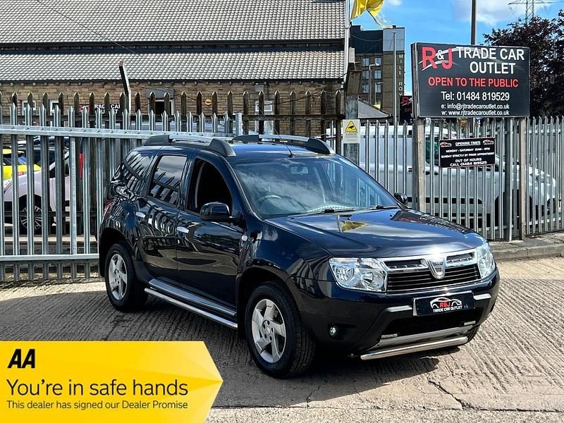 Blue Used 2014 Dacia Duster Lauréate SUV | £4,100 (Fair price) - Image 1/3