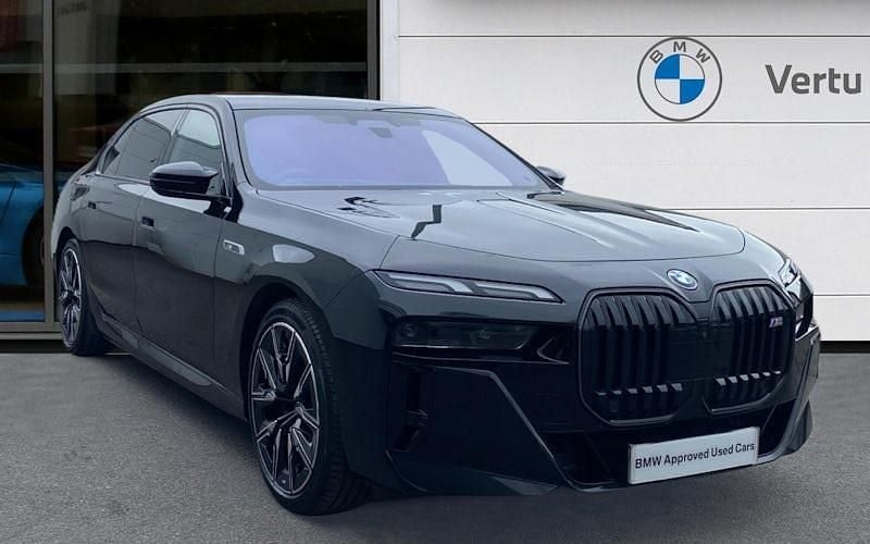 Used BMW M760e 571 HP (419 kW) 2026 Sedan
