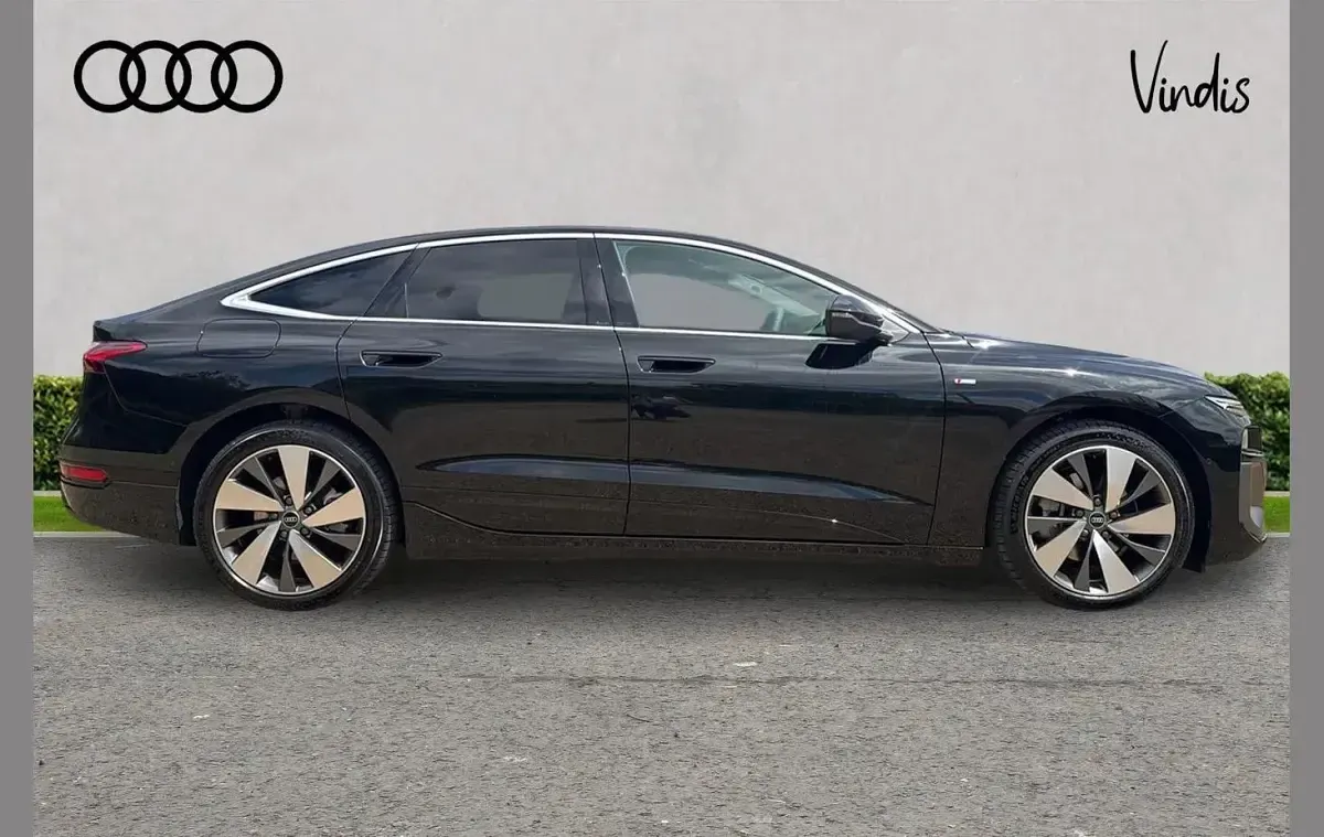 Ny Audi A6 e-tron S-Line 210 kW (286 HK) 2026 Svart Halvkombi
