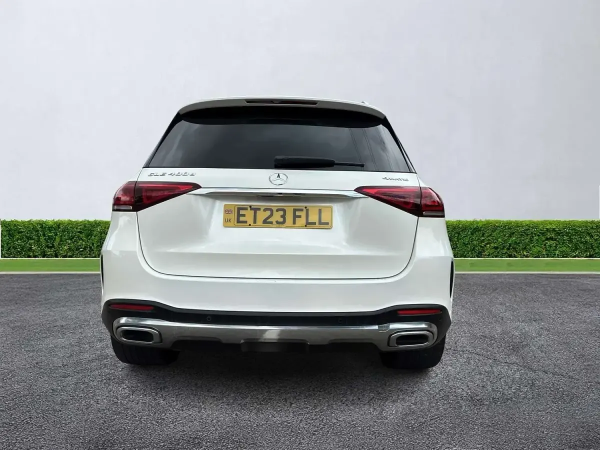 Used Mercedes GLE400 AMG line 2023 White Estate