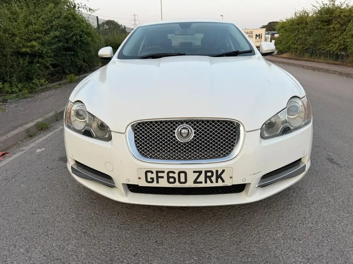 Used Jaguar XF Premium Luxury 2010 White Sedan