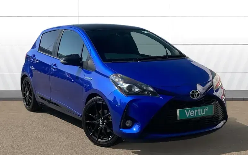Used Toyota Yaris Hybrid Sport 101 HP (74 kW) 2019 Hatchback