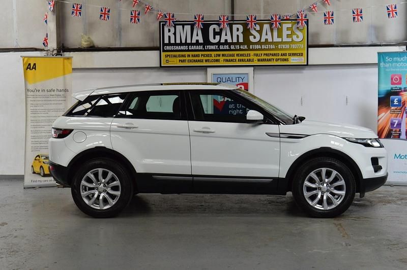 Used Land Rover Range Rover evoque Pure 2015 White SUV
