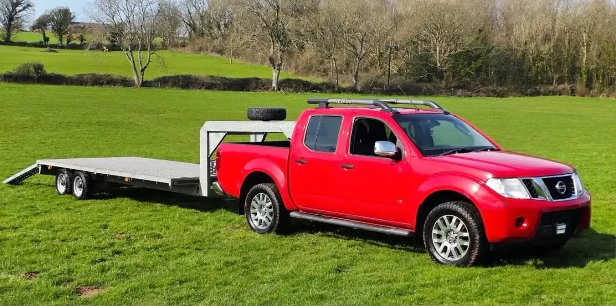 Used Nissan Navara 228 HP (167 kW) 2013 Red Pickup