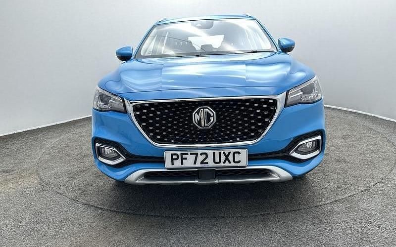 Used MG HS Excite 162 HP (119 kW) 2023 Holborn blue SUV