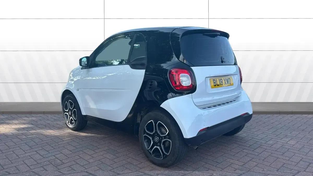 Used Smart ForTwo Coupé Prime 71 HP (52 kW) 2018 Black Coupe