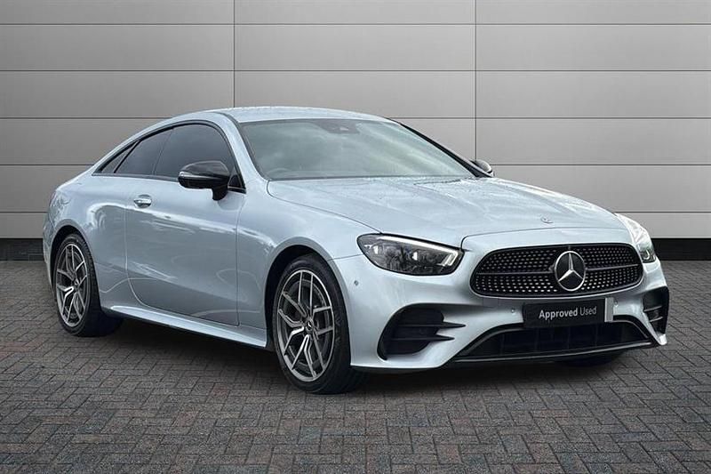 Used Mercedes E220 AMG Line Premium 194 HP (142 kW) 2021 Silver Coupe