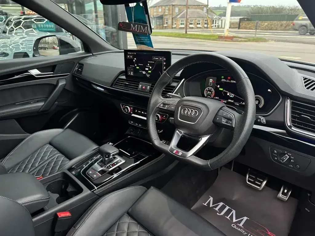 Begagnad Audi Q5 Comfort 204 HK (150 kW) 2021 Vit SUV