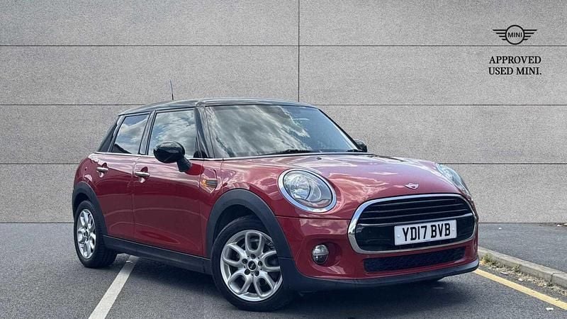 Red Used 2017 Mini Cooper D Hatch Hatchback | £12,691 (Expensive) - Image 1/4