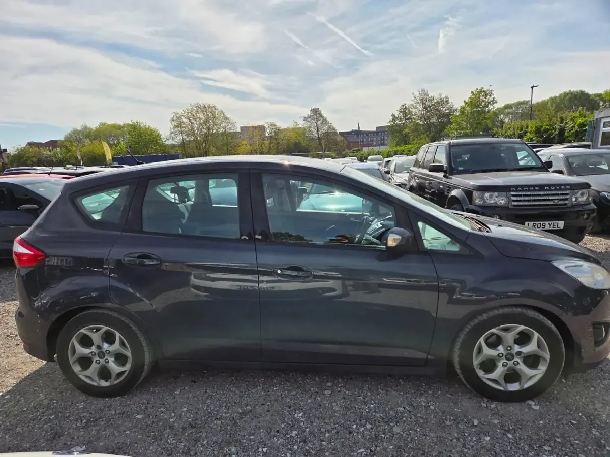 Second-hand Ford C-MAX Zetec 125 CP (91 kW) 2013 Albastru Monovolum