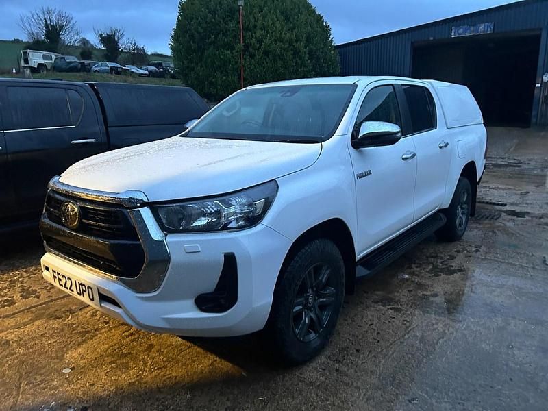 White Used 2022 Toyota HiLux Pickup | £22,000 (Super price) - Image 1/4