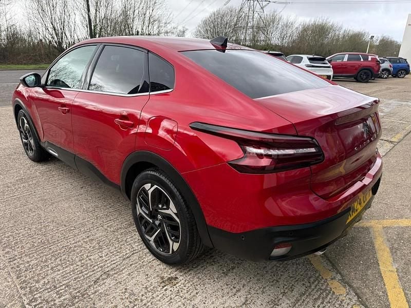 Used Citroën C4 X PureTech 127 HP (93 kW) 2024 Red SUV
