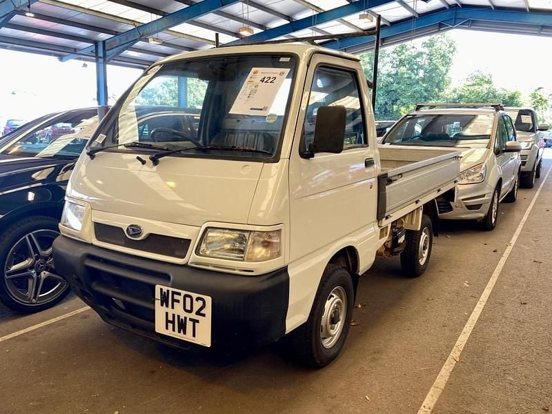White Used 2002 Daihatsu Hijet MPV | £4,995 - Image 1/4