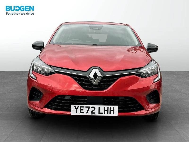 Used Renault Clio V Evolution 2022 Red Hatchback