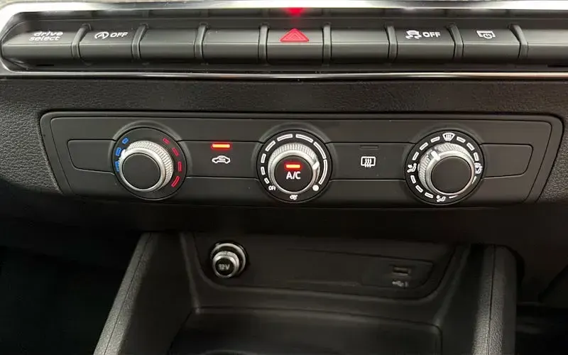 Used Audi Q2 Sport 150 HP (110 kW) 2022 Grey SUV