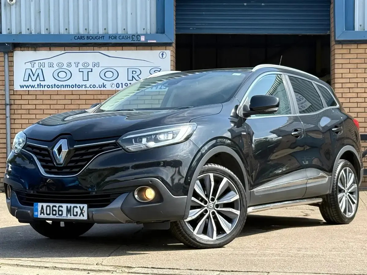 Used Renault Kadjar Signature S 130 HP (95 kW) 2016 Black SUV