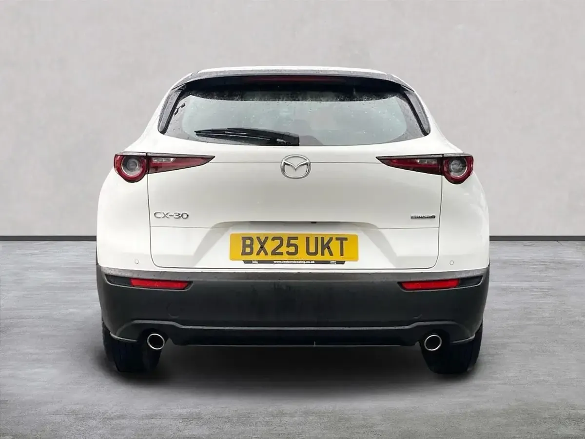 Usado Mazda CX-30 Center-Line 140 HP (102 kW) 2025 Branco SUV