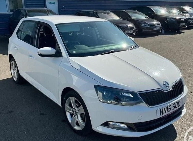 Used Skoda Fabia SE L 90 HP (66 kW) 2015 White Hatchback