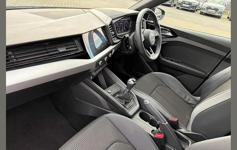 Used Audi A1 S-Line 94 HP (69 kW) 2023 Black SUV