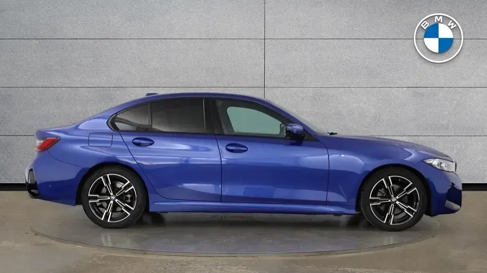 Used BMW 320 M Sport 181 HP (133 kW) 2026 Blue Sedan
