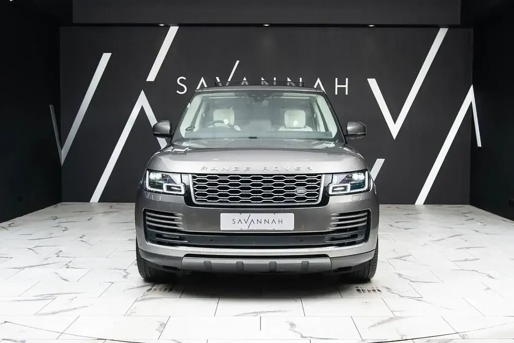Used Land Rover Range Rover S 300 HP (220 kW) 2021 Silver SUV