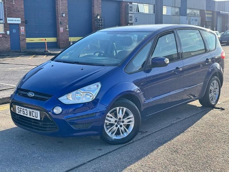 Used Ford S-MAX Zetec 2013 Blue MPV