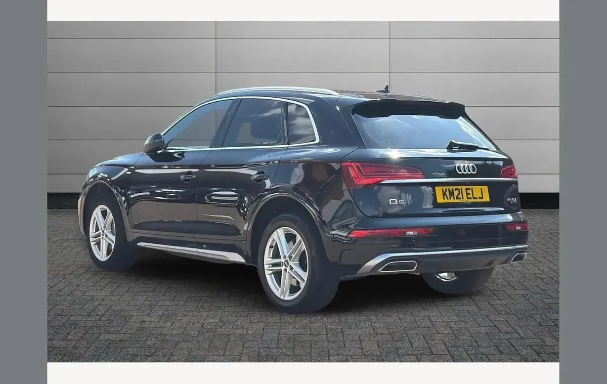 Used Audi Q5 S-Line 201 HP (147 kW) 2021 Mythos black SUV
