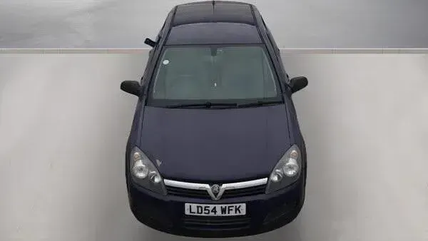 Used Vauxhall Astra Club 123 HP (90 kW) 2004 Blue Hatchback