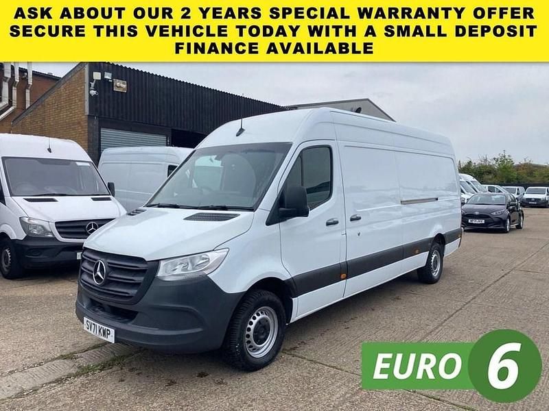 Used Mercedes Sprinter Progressive 161 HP (118 kW) 2021 White Van