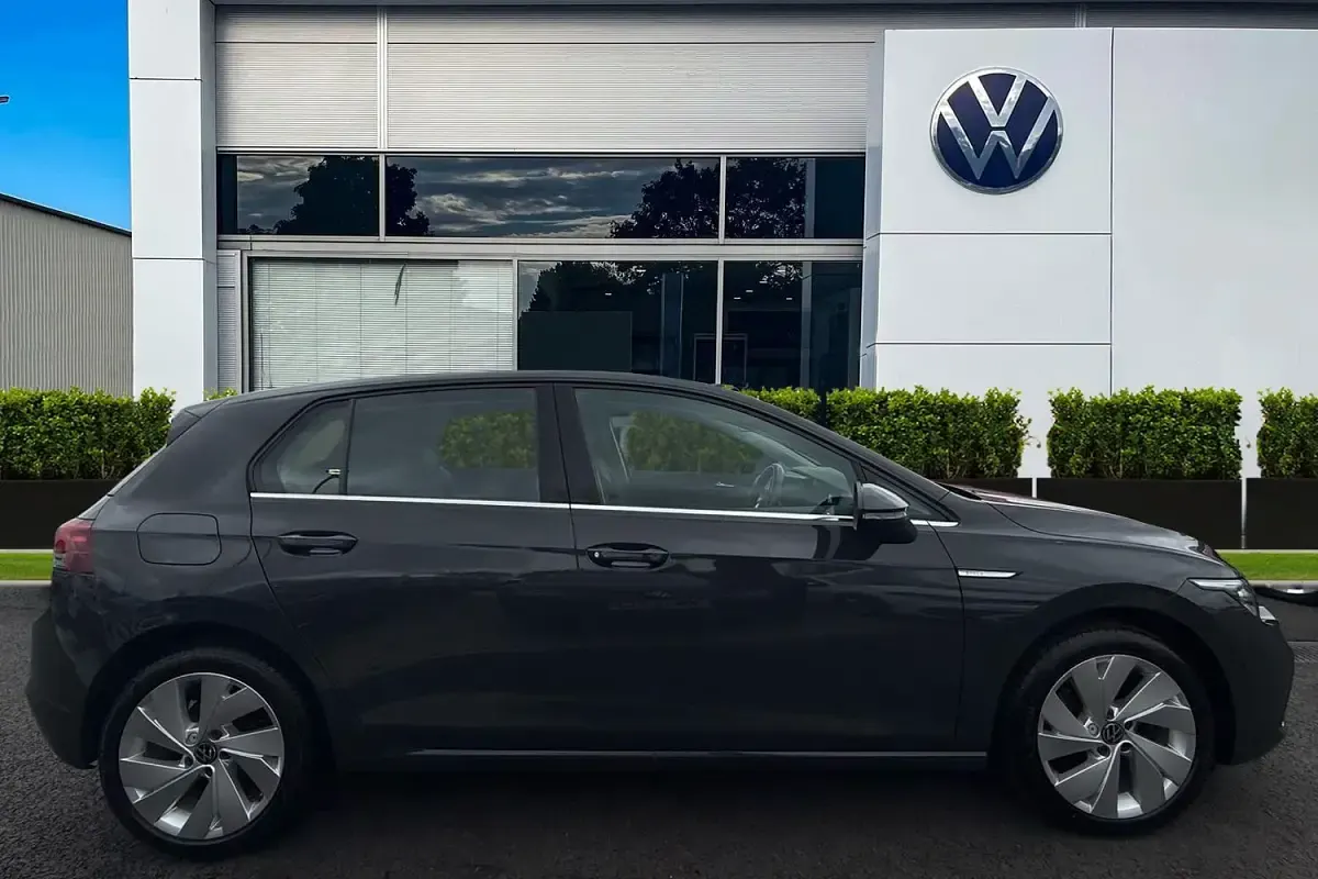 Usado VW Golf VII Style 2021 Cinzento Citadino