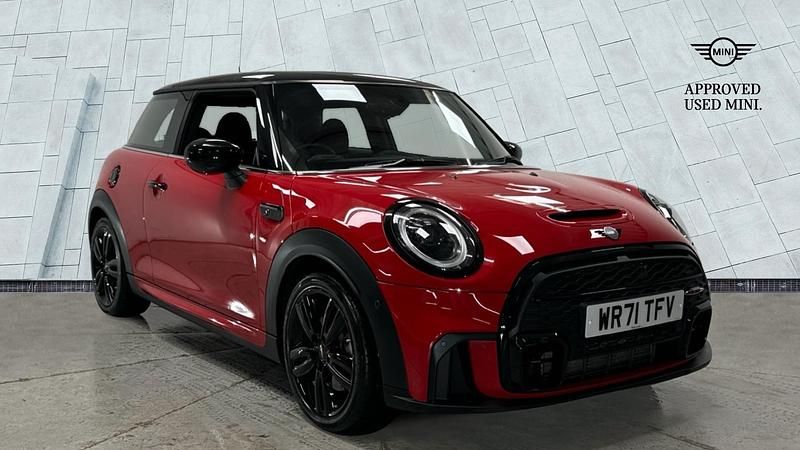 Red Used 2021 Mini Cooper S Hatch Hatchback | £21,544 (A bit pricey) - Image 1/4