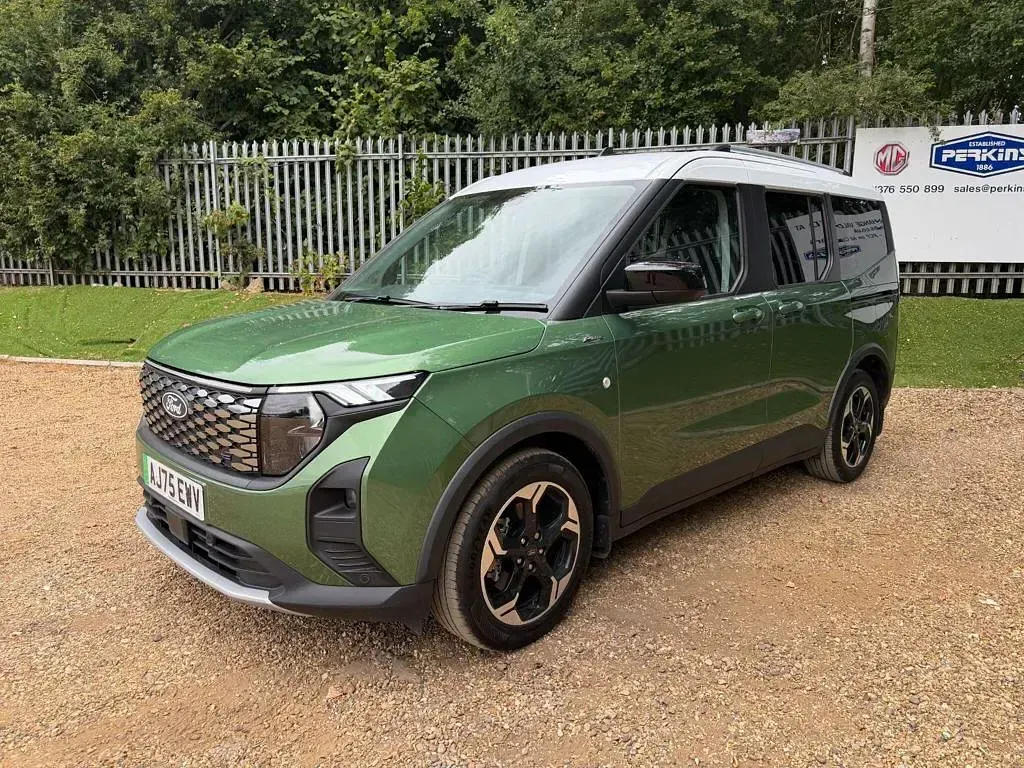 New Ford Courier Active 100 kW (136 HP) 2026 MPV