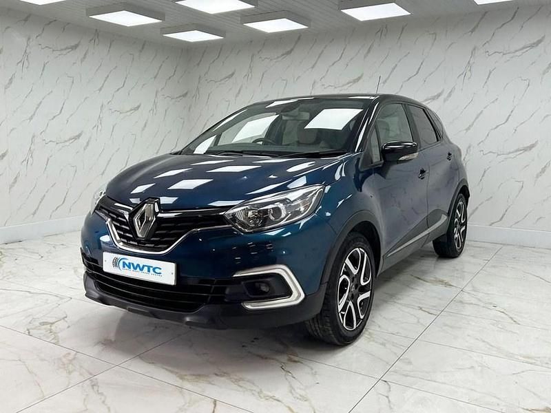 Usado Renault Captur Iconic 90 HP (66 kW) 2019 Azul SUV