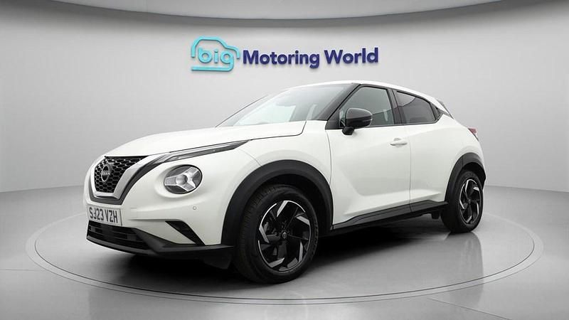 Used Nissan Juke N-Connecta 114 HP (83 kW) 2023 White SUV