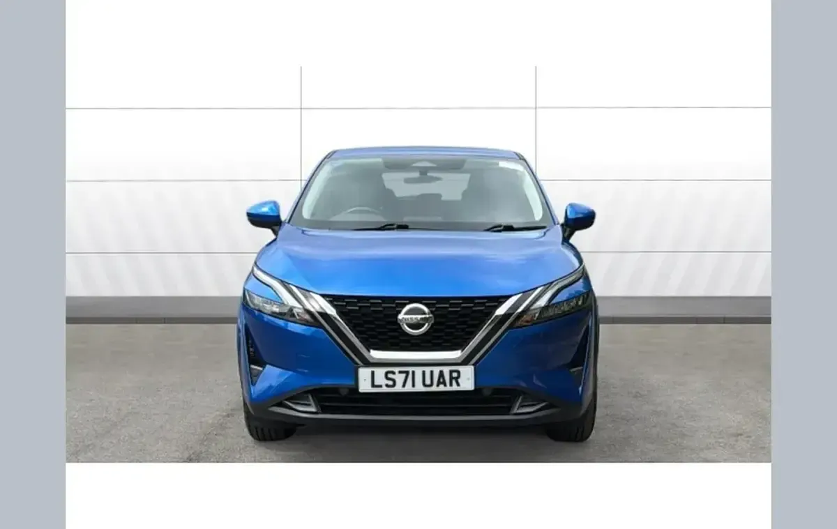 Used Nissan Qashqai Acenta Premium 155 HP (114 kW) 2021 Blue SUV