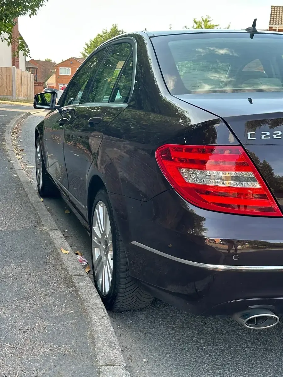Used Mercedes C220 Elegance 2011 Brown Sedan