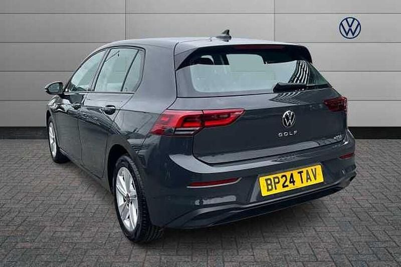 Used VW Golf VIII 150 HP (110 kW) 2024